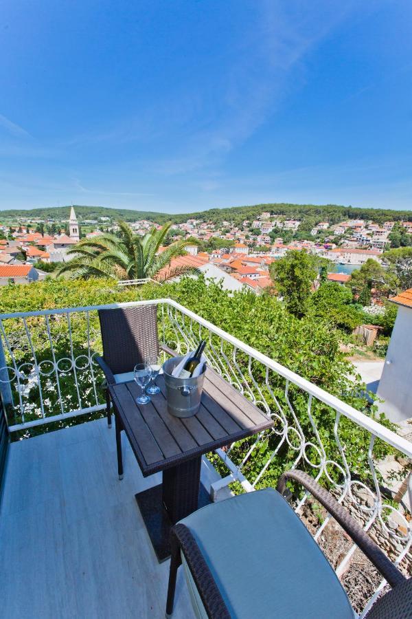 Villa Tota Glamur Jelsa  Exteriör bild