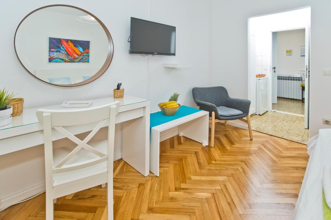 Villa Tota Glamur Jelsa  Exteriör bild