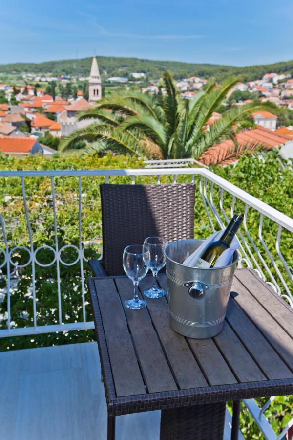 Villa Tota Glamur Jelsa  Exteriör bild