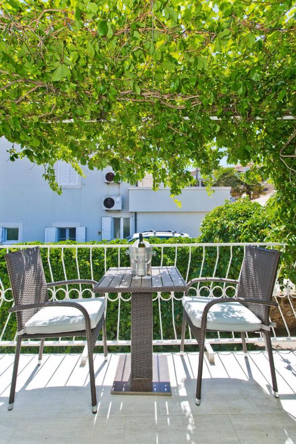 Villa Tota Glamur Jelsa  Exteriör bild