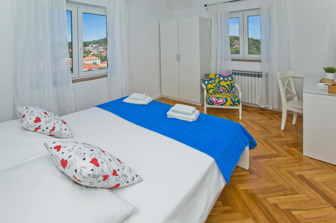Villa Tota Glamur Jelsa  Exteriör bild