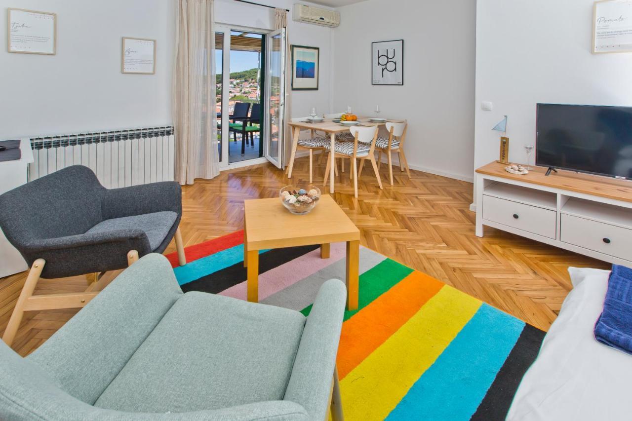 Villa Tota Glamur Jelsa  Exteriör bild