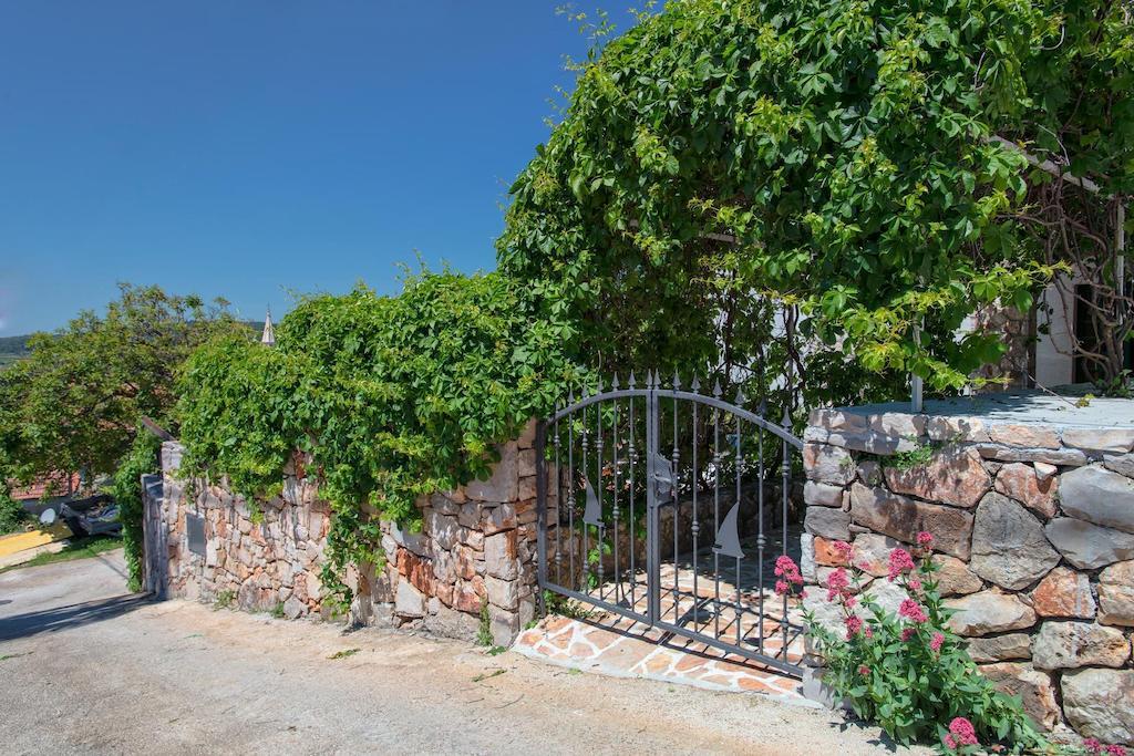 Villa Tota Glamur Jelsa  Exteriör bild