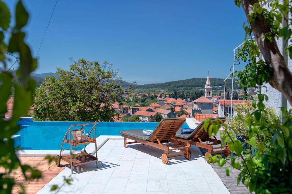 Villa Tota Glamur Jelsa  Rum bild